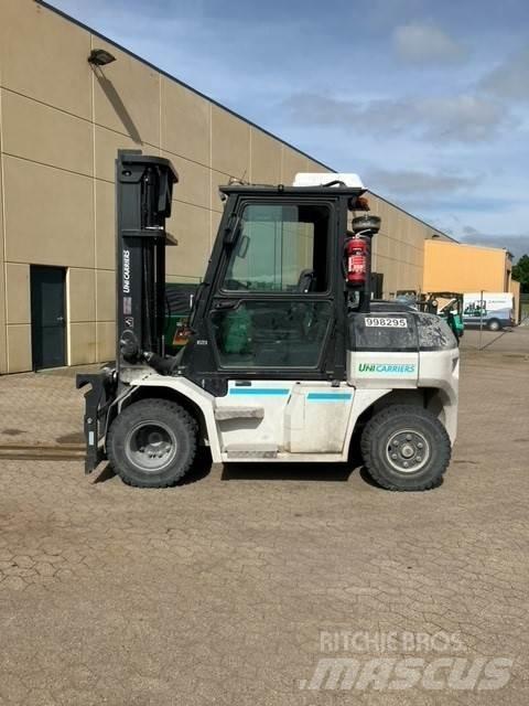 UniCarriers DX60-5 Dieselstapler