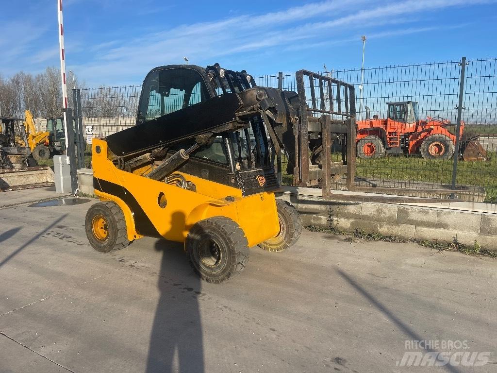 JCB TLT 30 D 4x4 Teleskoplader