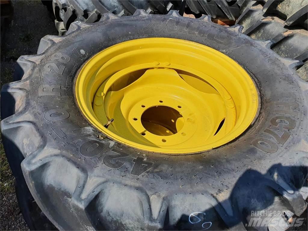 Mitas 420/70R28 x2 Reifen
