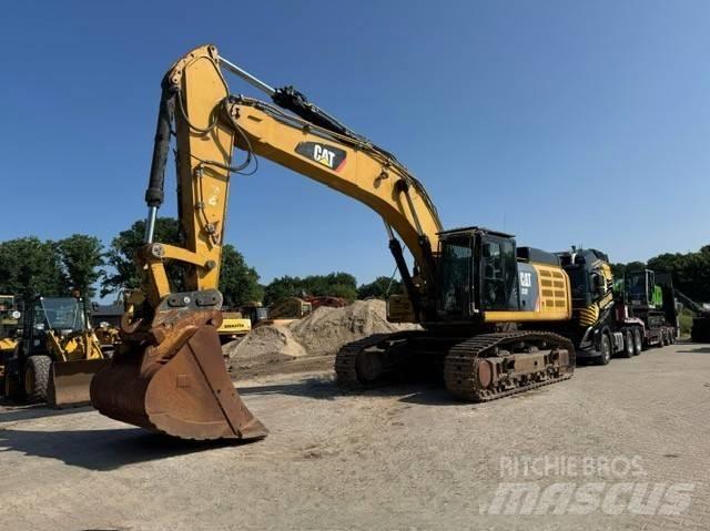 CAT 352 F Raupenbagger