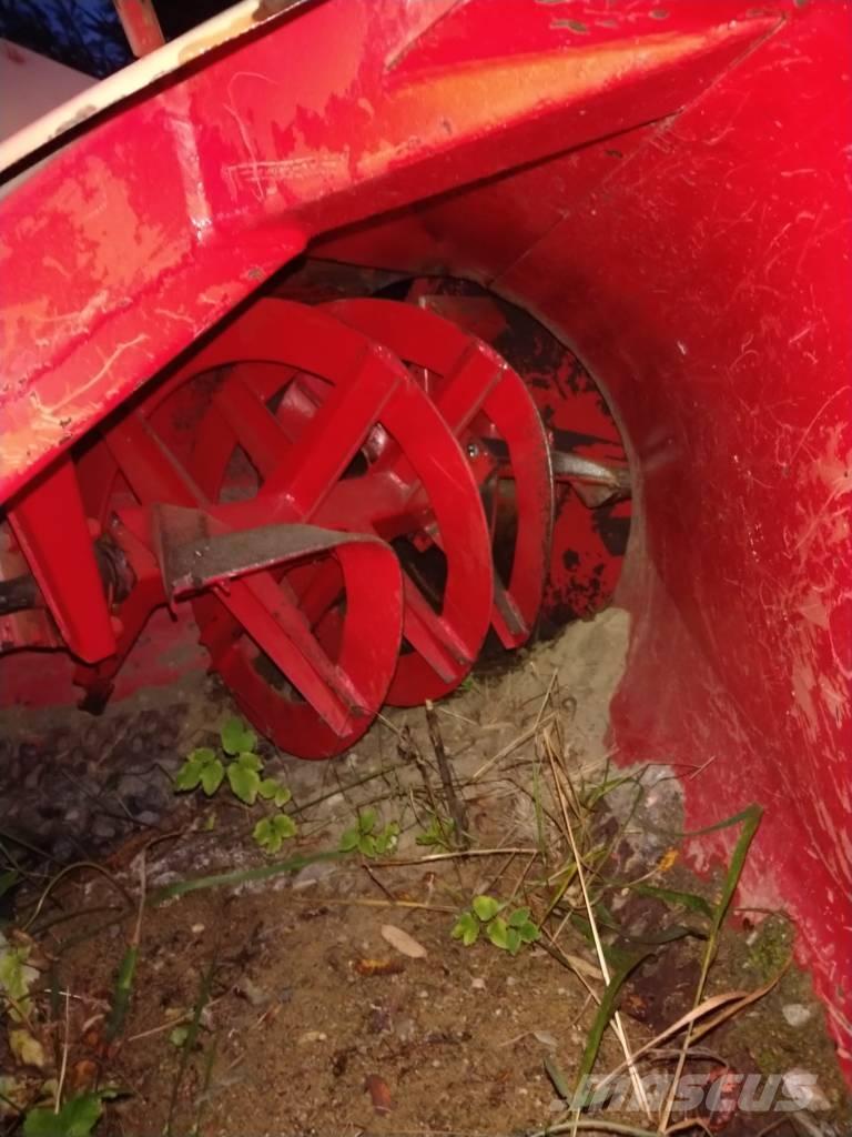 Esko 240 Schneefräse