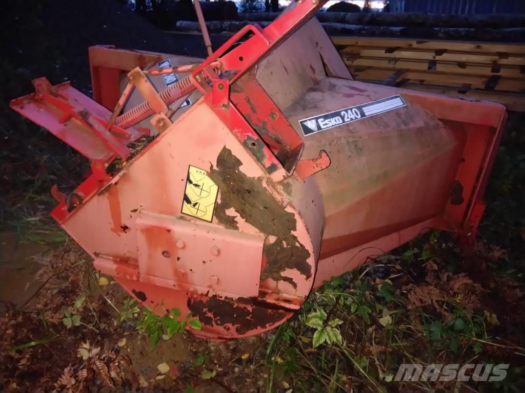 Esko 240 Schneefräse