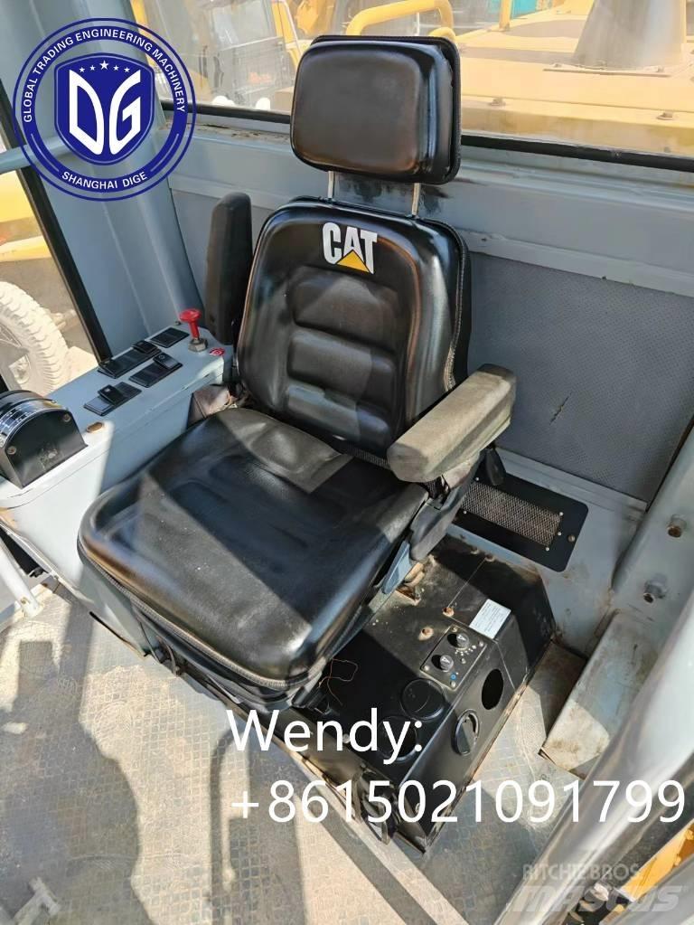 CAT CAT140K Grader