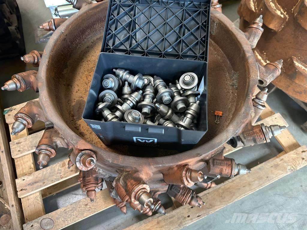 Wirtgen W 50 DC Asphaltfräsen