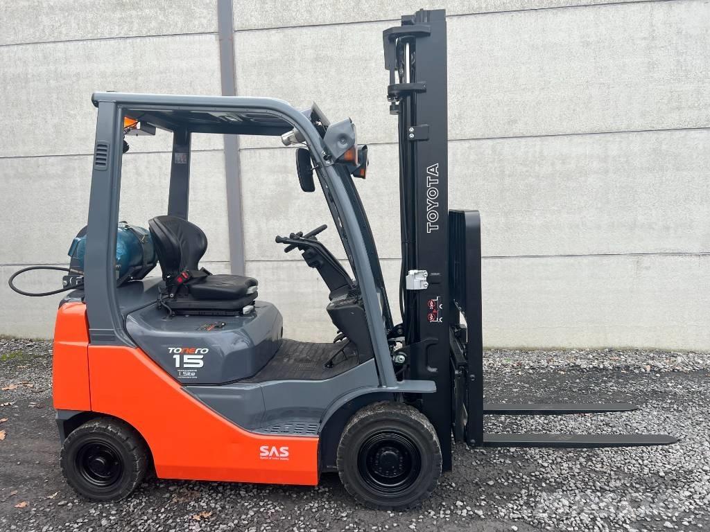 Toyota 02-8FGF15 Gasstapler