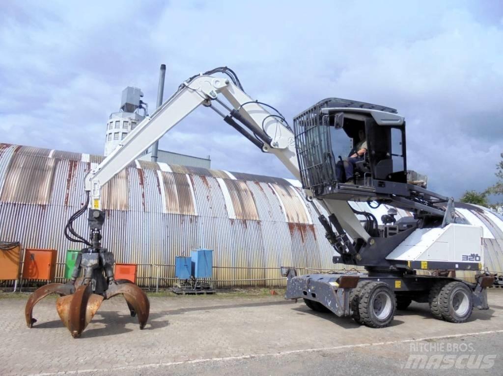 Fuchs MHL 320 Materialumschlag