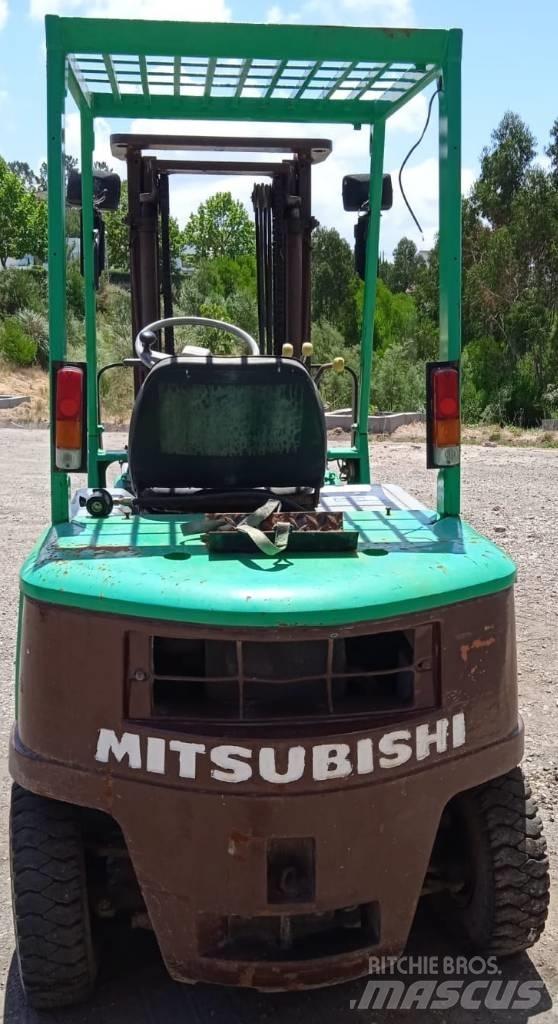 Mitsubishi FG25 Gasstapler