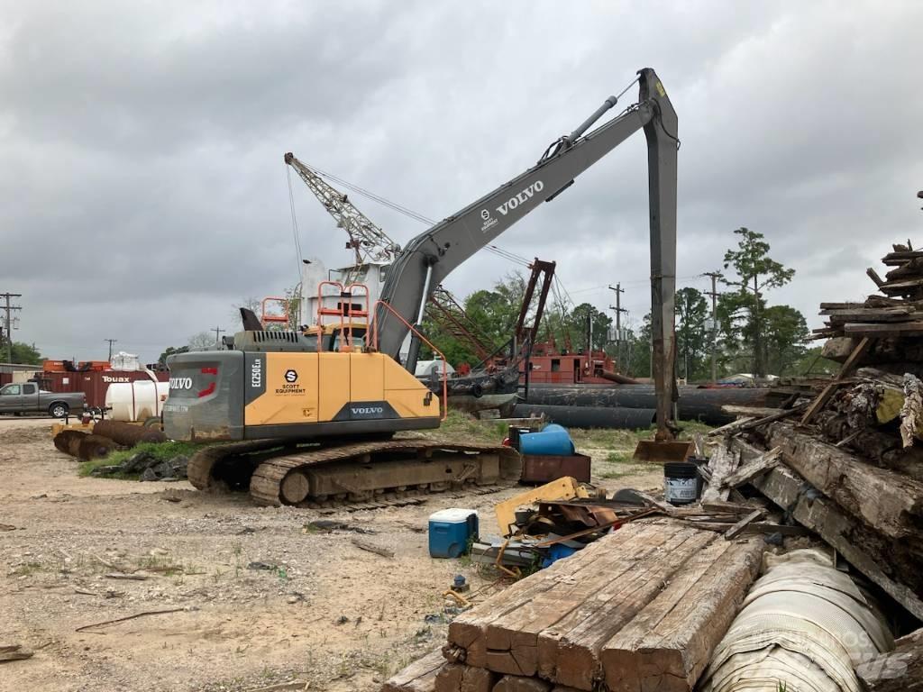 Volvo EC250E LR Raupenbagger