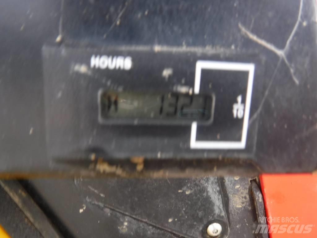 JCB HTD 05 Raupendumper