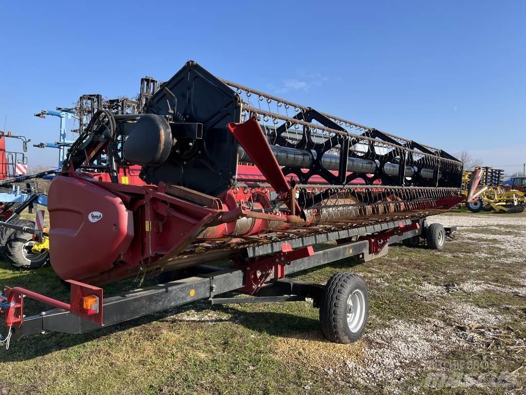 Case IH AF8240 Mähdrescher