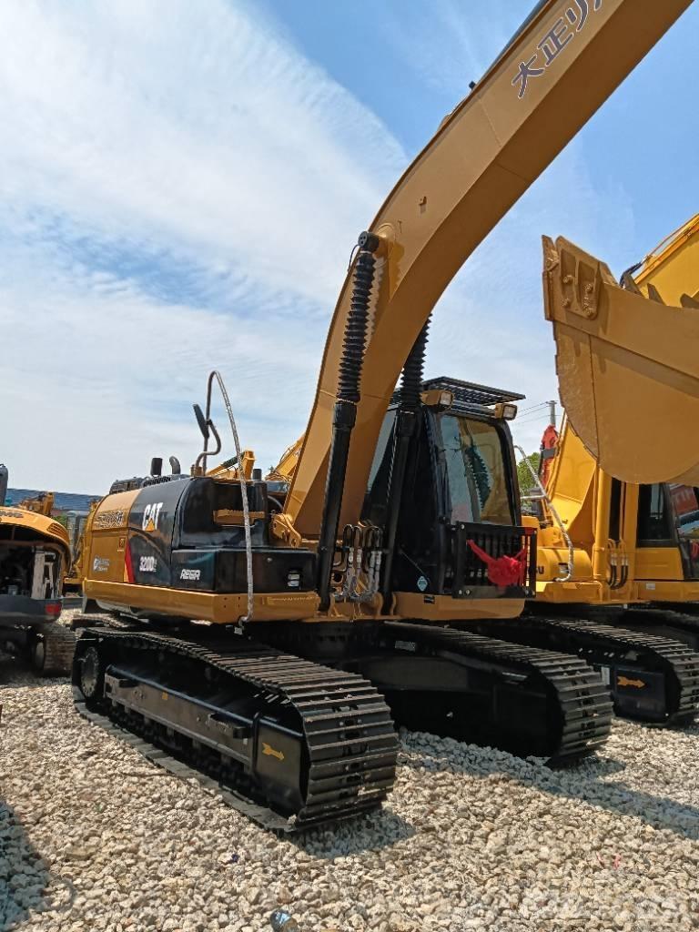 CAT 320D2 Midibagger  7t - 12t