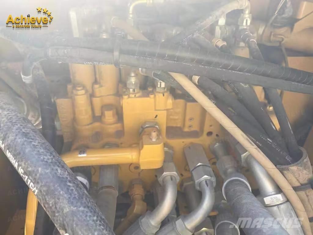 CAT 318D2L Raupenbagger