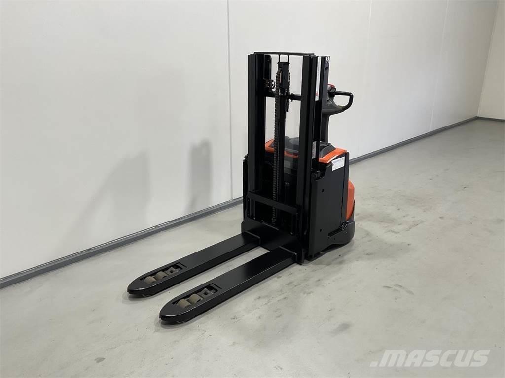 Toyota SWE200D Selbstfahrstapler