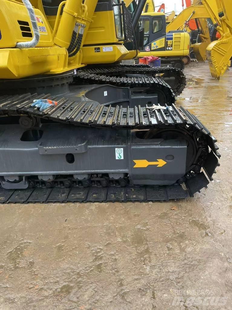 Komatsu PC 220-8 Raupenbagger