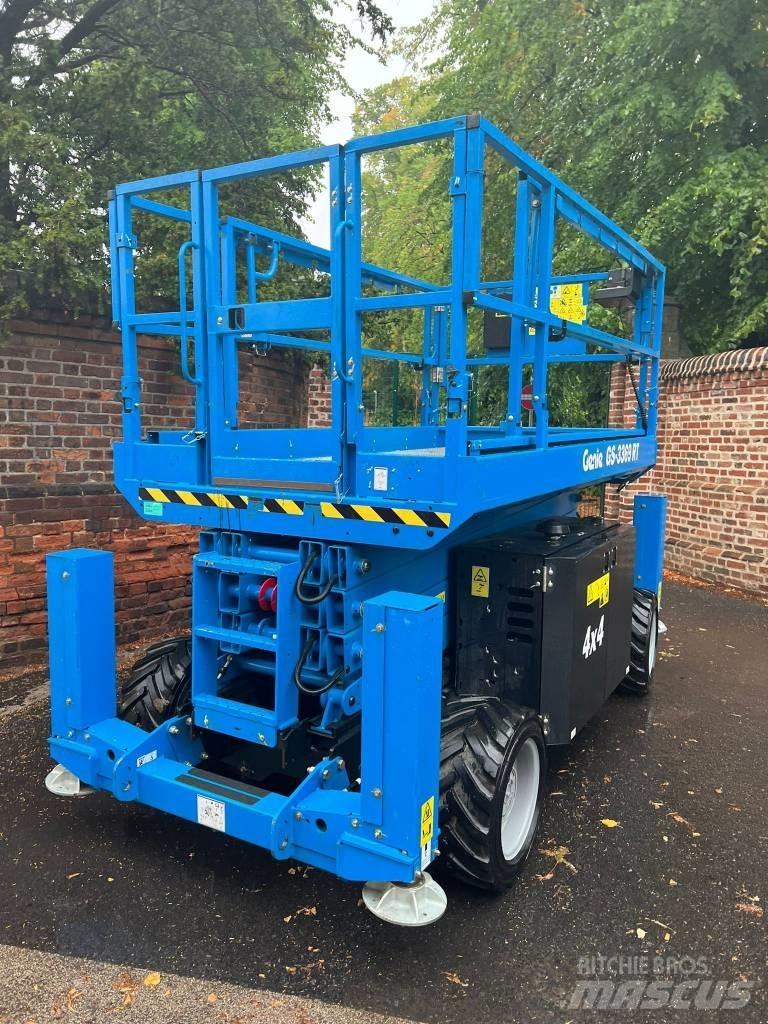 Genie GS 3369 RT Scheren-Arbeitsbühnen