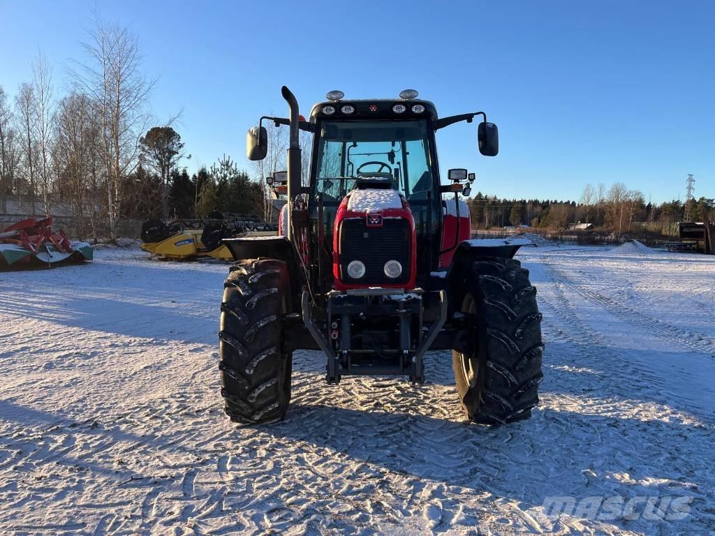 Massey Ferguson 5470 Traktoren