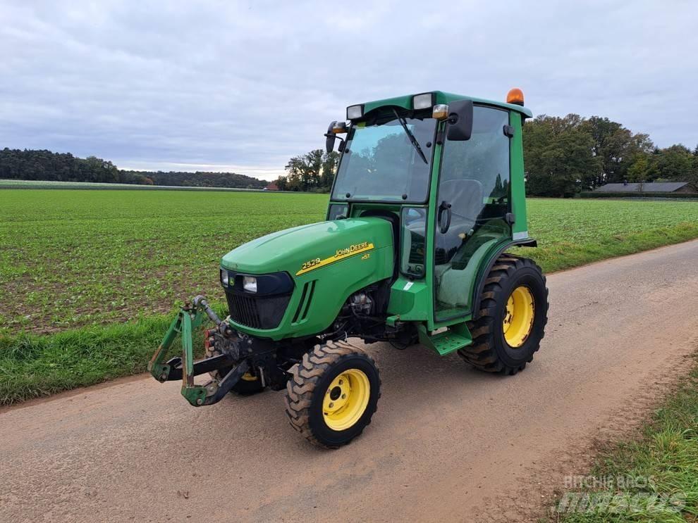 John Deere 2520 Kleintraktoren