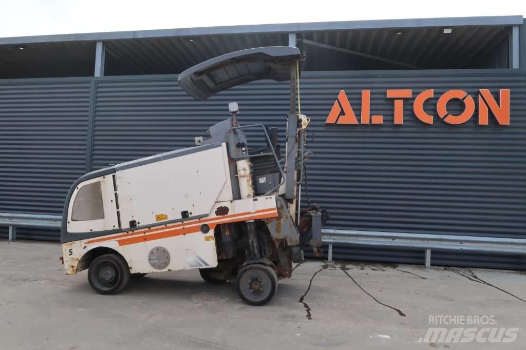 Wirtgen W 50 DC Asphaltfräsen