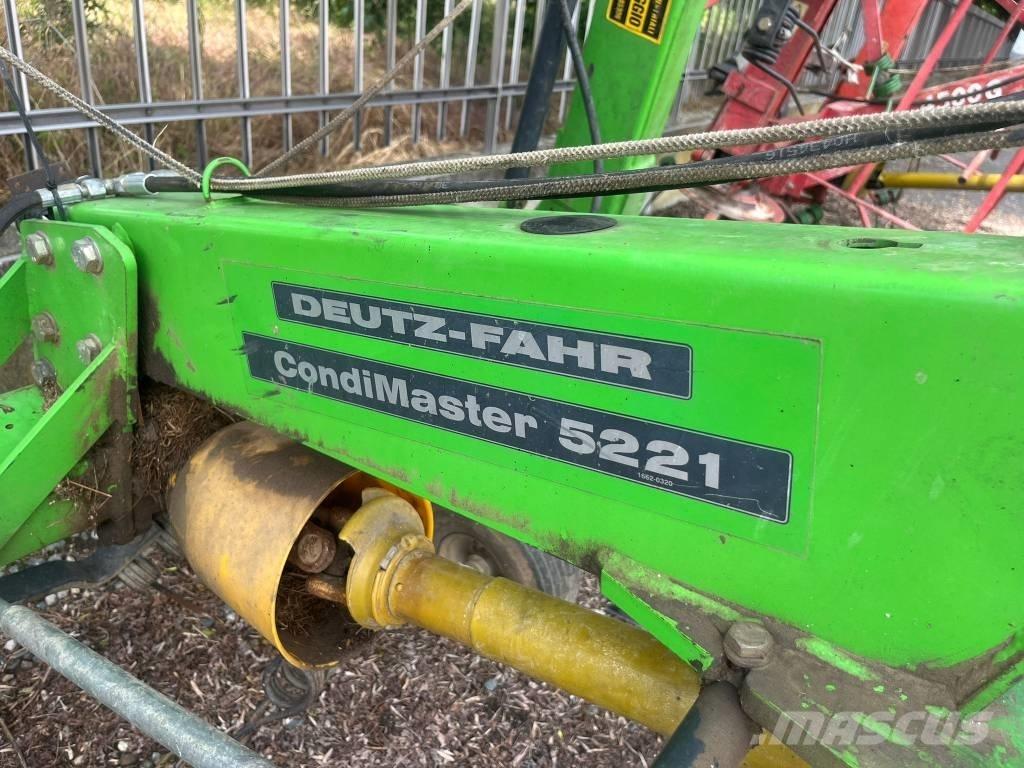 Deutz-Fahr 5221 Kreiselheuer/-wender