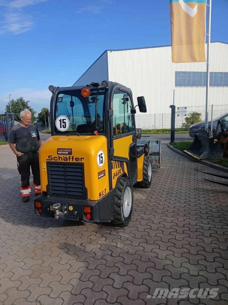 Schäffer 2428 SLT Kompaktlader