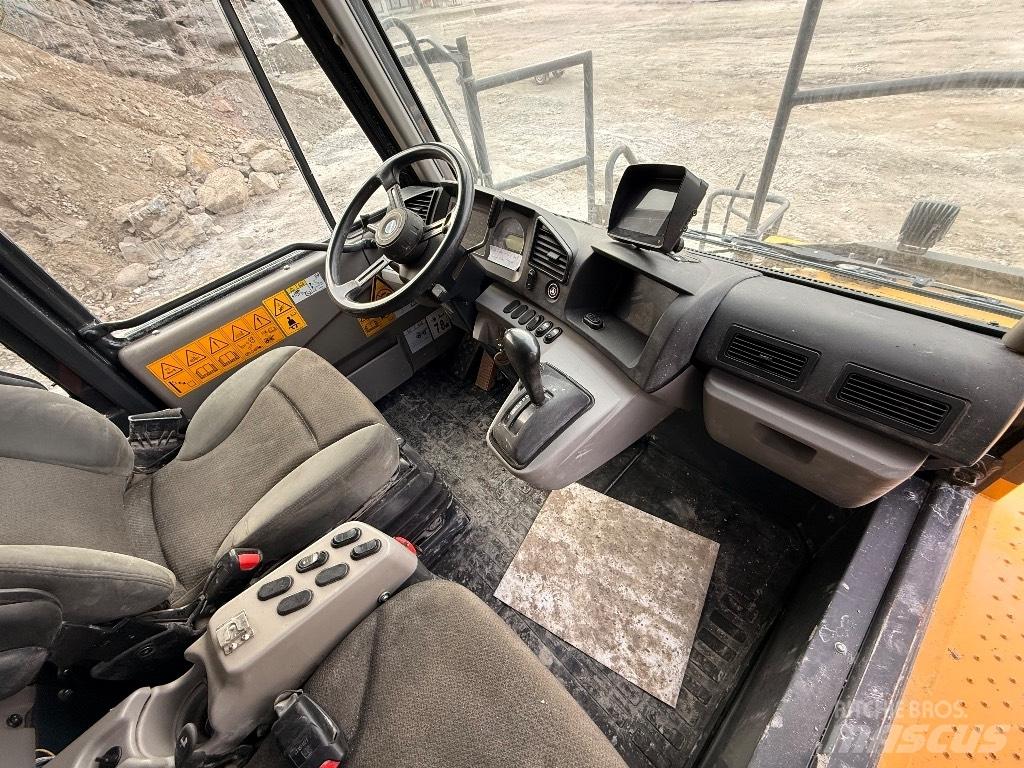 Komatsu HD 405 - 8E0 Dumper - Starr