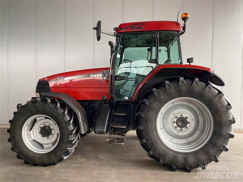 Case IH MX 135 Traktoren