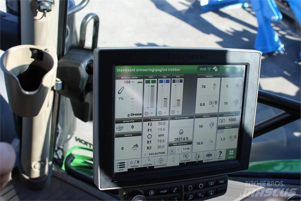 John Deere 6130R Traktoren