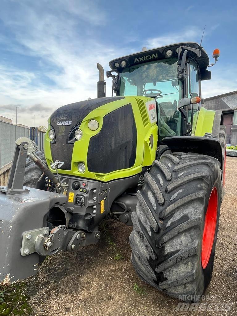 CLAAS Axion 810 Traktoren