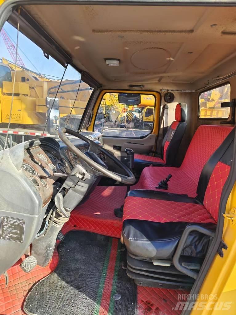 XCMG QY 60 K All-Terrain-Krane
