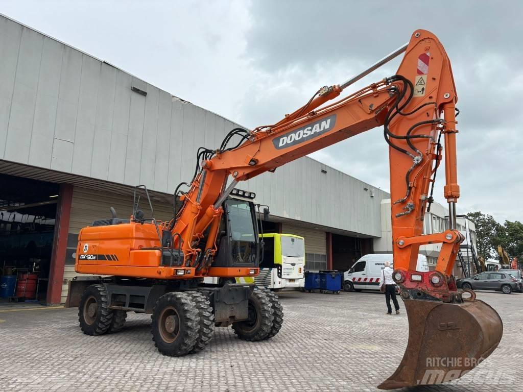 Doosan DX 190 W Mobilbagger