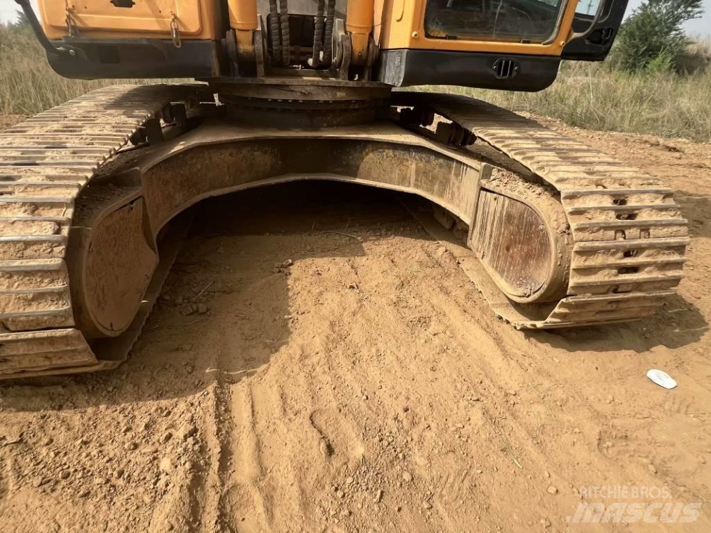 Hyundai R 305LC-9T Raupenbagger