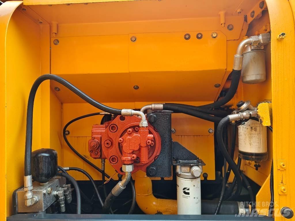 Hyundai R220LC-9S Raupenbagger