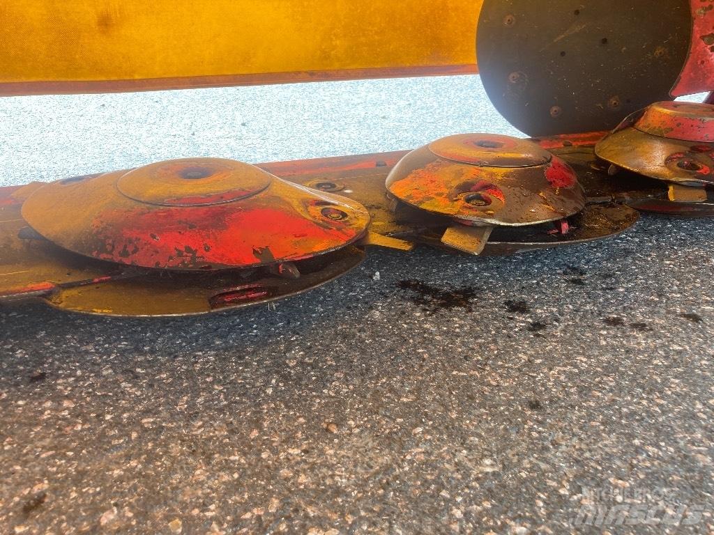 Pöttinger NovaCat X8 Mäher