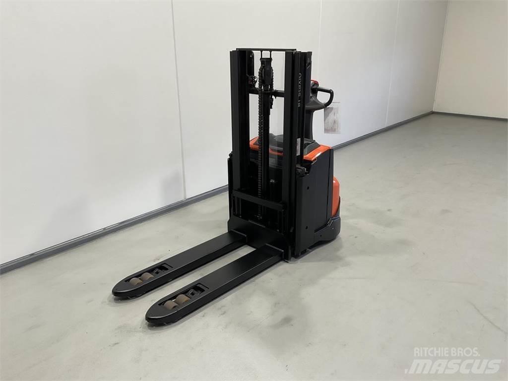 Toyota SWE200D Selbstfahrstapler