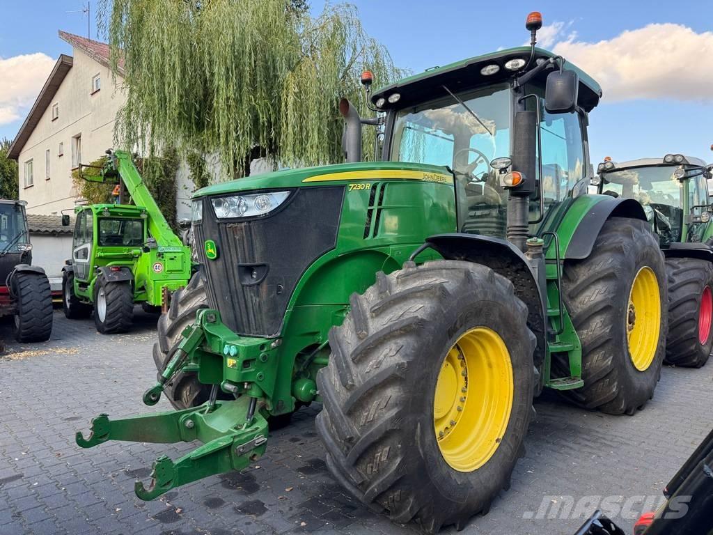 John Deere 7230R Traktoren
