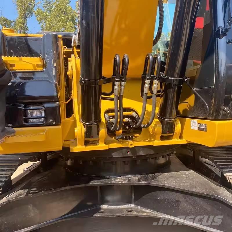 CAT 325 D Crawler excavators
