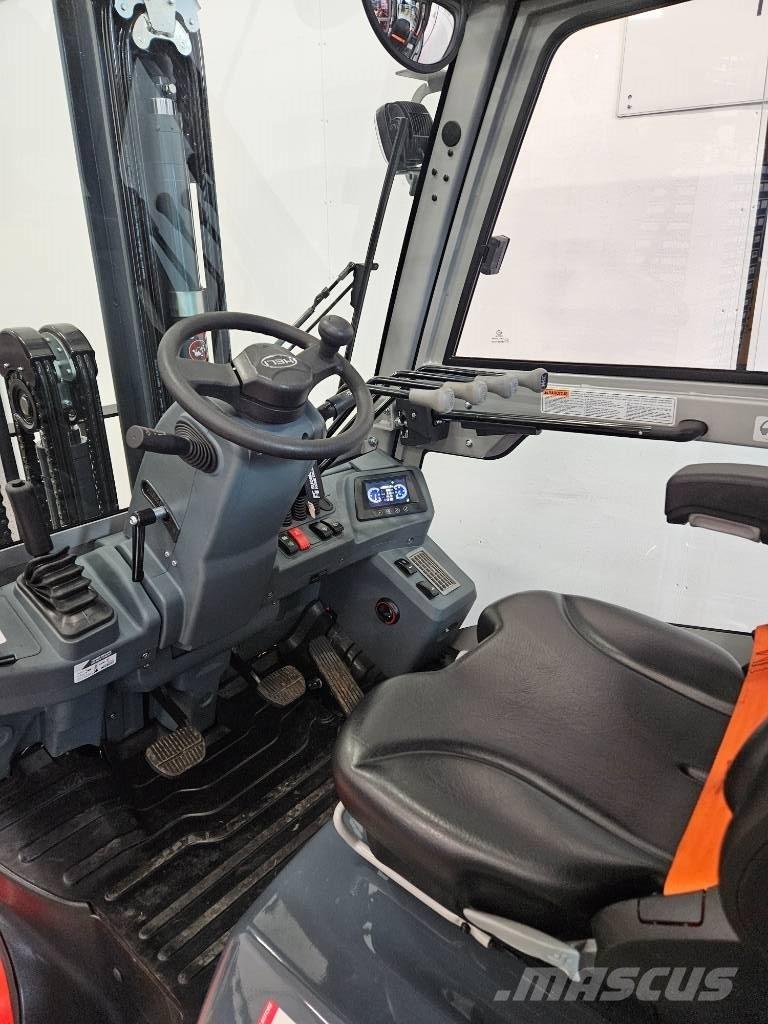 Heli CPCD 35 DIESEL Dieselstapler