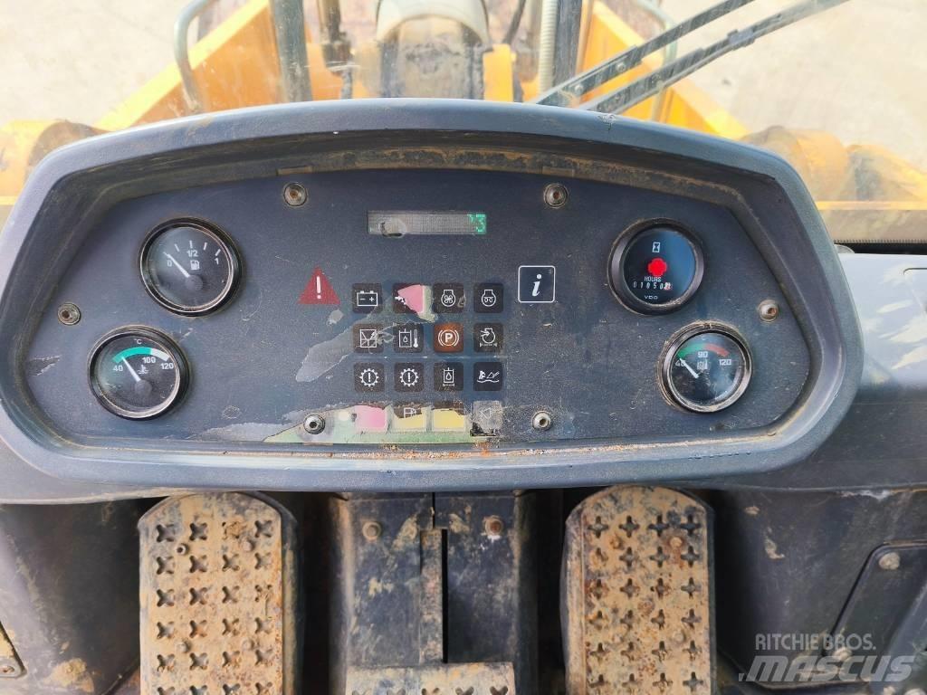 Liebherr LR 634 Laderaupen