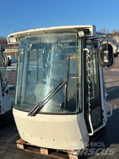 Liebherr L 538 CAB Kabinen