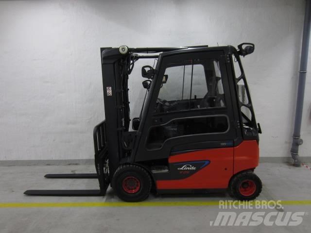 Linde E 25 Elektrostapler