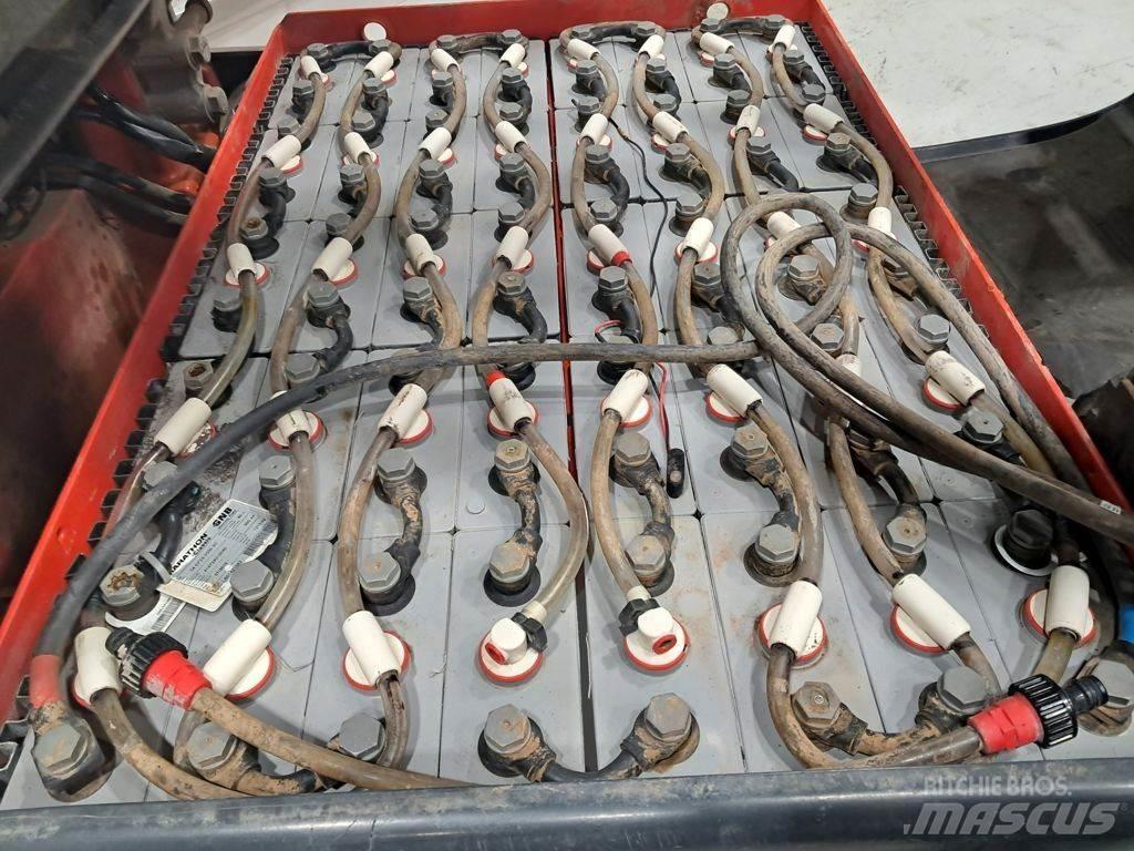 Linde E30-01 Elektrostapler