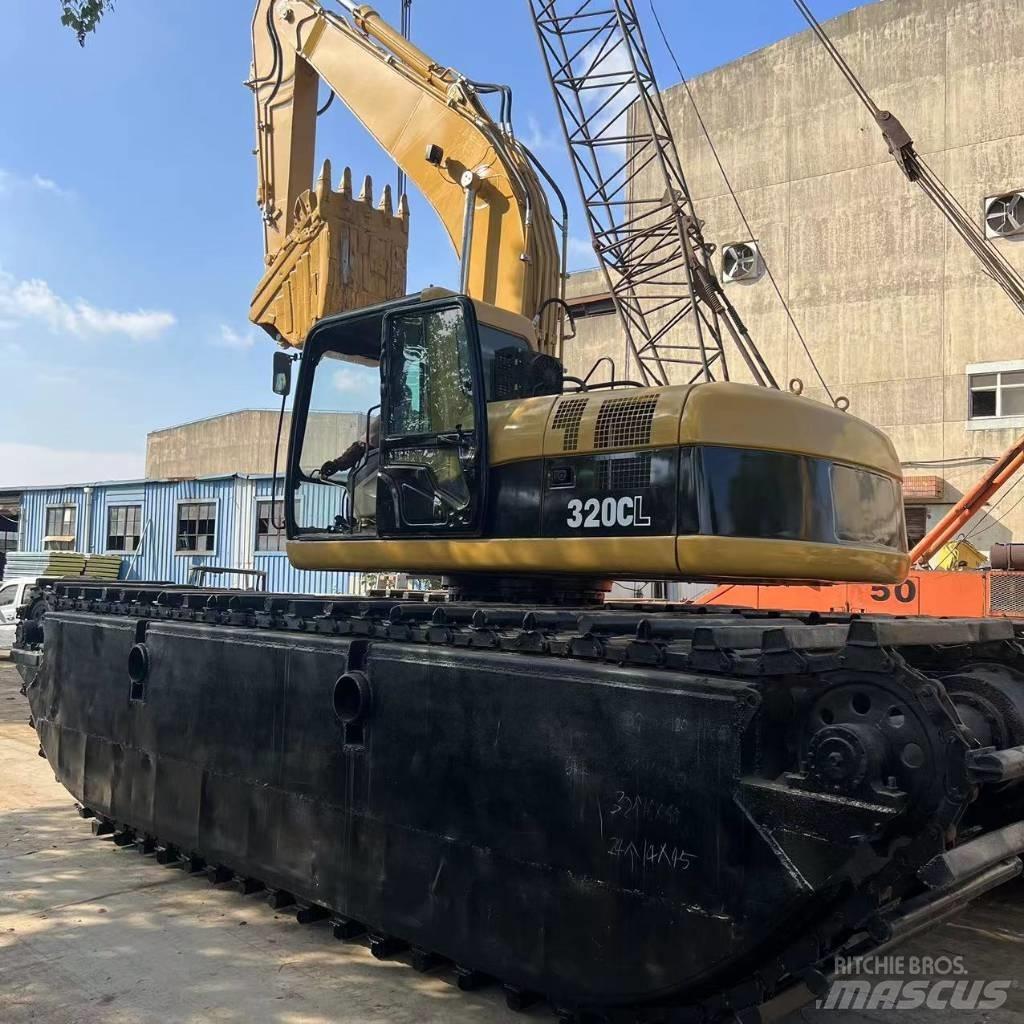 CAT 320 C Amphibienbagger