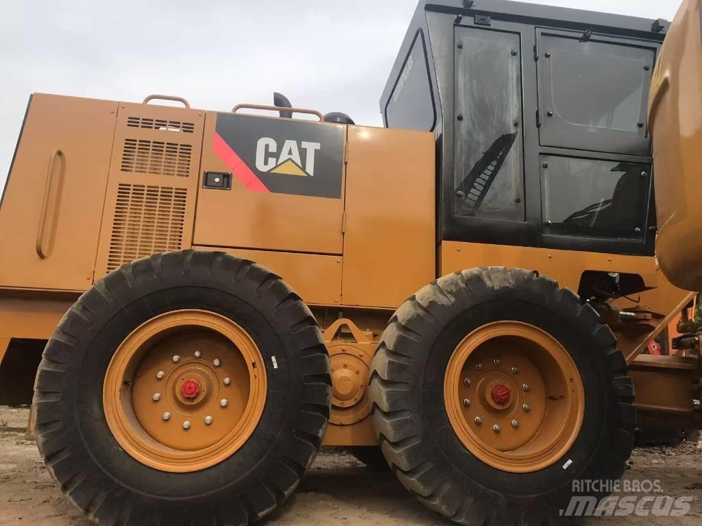 CAT 140k Grader