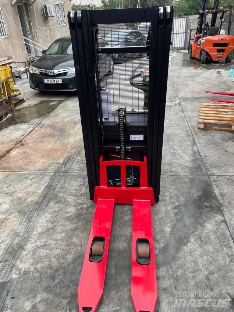 Hyster S 1.2 Deichselstapler