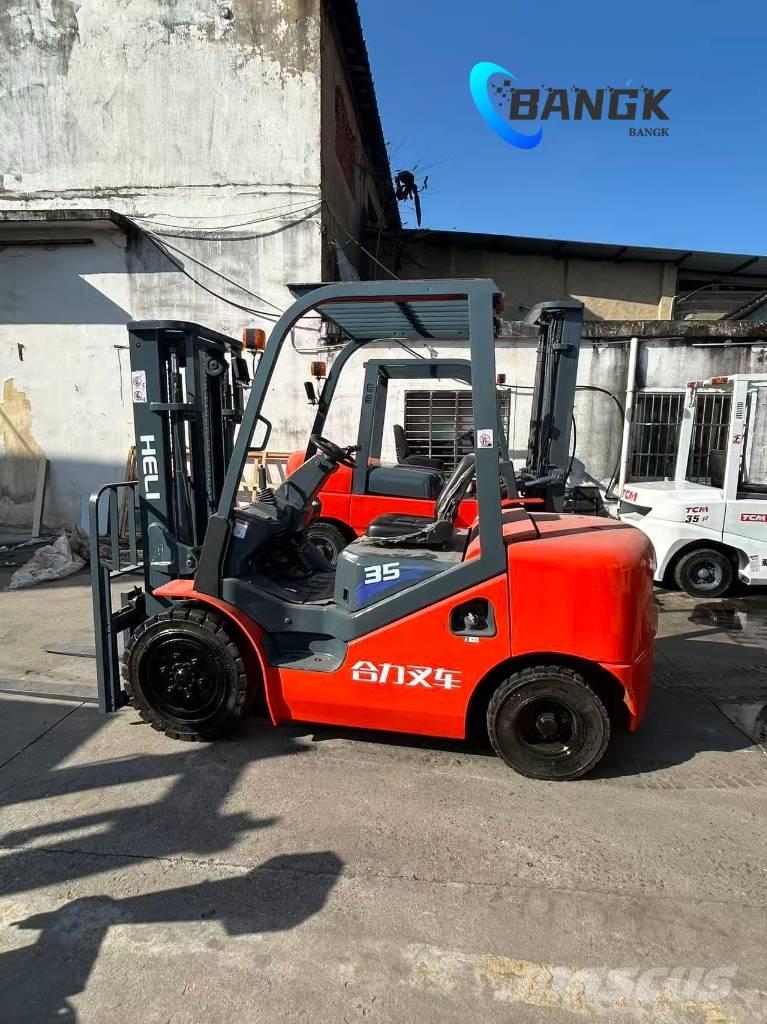 Heli CPCD 35 Dieselstapler