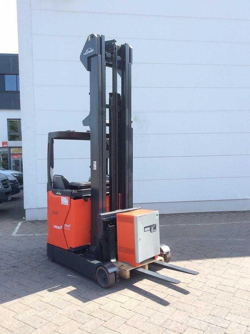 Linde R14 Schubmaststapler