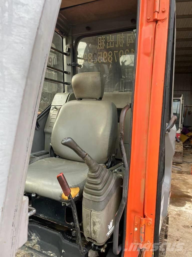 Hitachi ZX 80 Raupenbagger