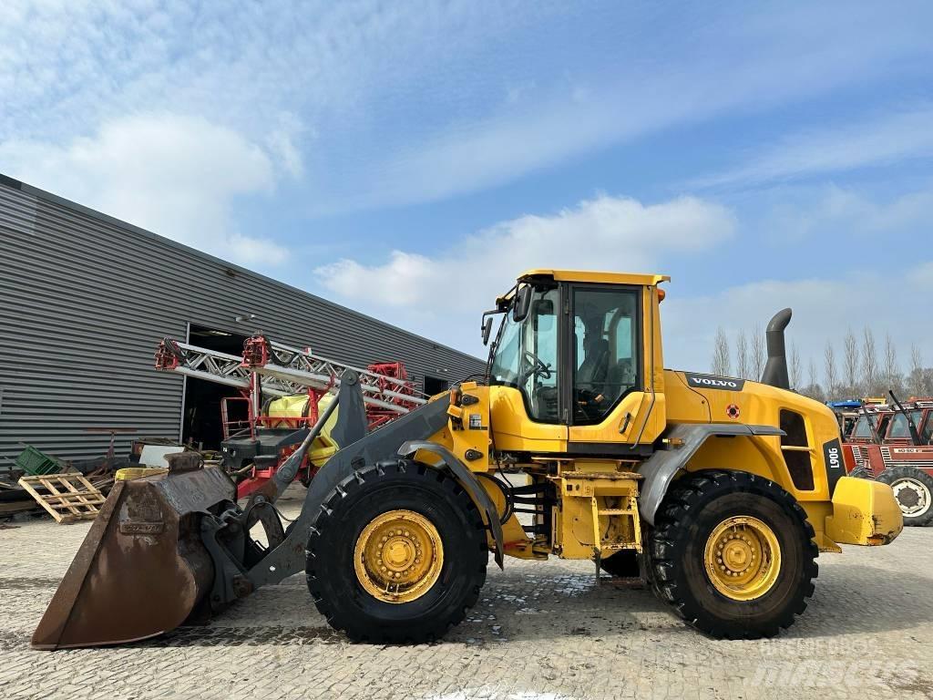 Volvo L90G Radlader