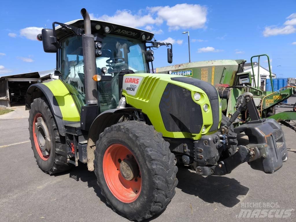 CLAAS Arion 550 Traktoren