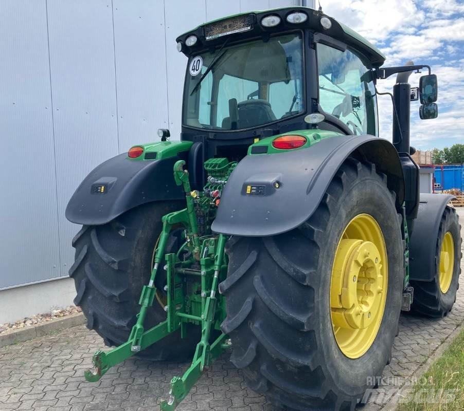 John Deere 6250R Traktoren